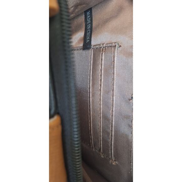 Roma Leathers Mini Cell Phone Purse/Wallet- Premium Embossed Leather- Black - Picture 4 of 6